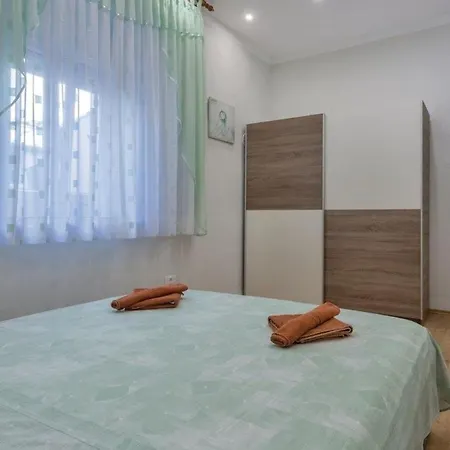 Holiday home Fuer 5 Personen Ca 82 Qm In Pula, Istrien Istrische Riviera *