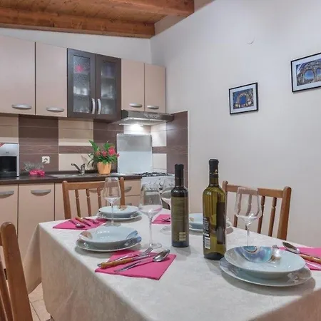 Holiday home Fuer 5 Personen Ca 82 Qm In Pula, Istrien Istrische Riviera Pula